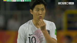 한국 2강 in&hellip;수비수 속이는 연기력까지 장착한 이강인 에콰도르전 활약상