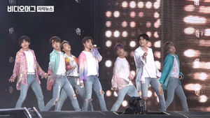 표 있는데 '입장 거부'&hellip;BTS 부산 팬미팅서 무슨 일이