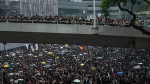 홍콩 사태 악화할 경우 美 특별 지위 박탈할 수도
