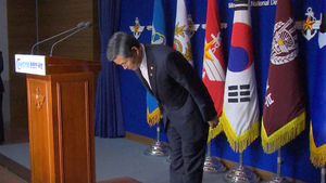 [풀영상] 정경두 "北 어선 귀순, 국민께 사과&hellip;책임자 문책할 것"