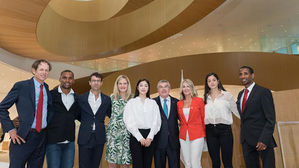 김연아, IOC 새 본부 개관식 참석&hellip;전설들과 나란히