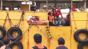 관광용 잠수함 폭발에 3명 중경상&hellip;배터리 폭발 추정