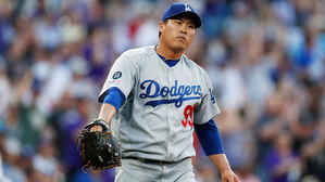 류현진, 쿠어스필드서 4이닝 7실점&hellip;시즌 최악 투구