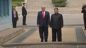 [뉴스영상] 트럼프, 북한 땅 밟은 첫 미국 대통령
