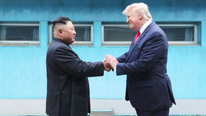 "판문점 회동, 트럼프에 정치적 승리&hellip;내년 金 백악관行 가능성"