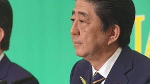 日 아베 "韓, 대북 제재 지켜야"&hellip;보복 조치 연관성 언급