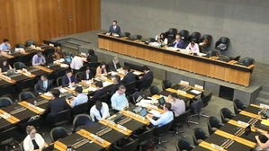 [친절한 경제] 아베 횡포 맞선 국제 여론전&hellip;트럼프는 관전?