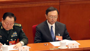 中 양제츠 "美의 타이완 무기 판매 결연히 반대&hellip;타이완은 중국영토"