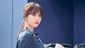 [SBS Star] TWICE MINA to Halt Activities Due to Extreme Anxiety on Stage