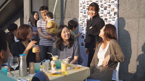 Living in a Gosiwon for 10 Years: Experiencing an 'Intermittent Family' for a Week