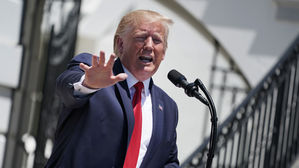 트럼프 "문 대통령이 한&middot;일 갈등 개입 요청&hellip;둘다 원하면 관여할것"