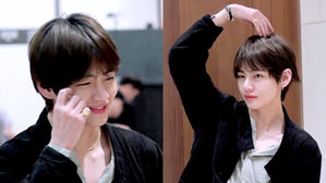 [SBS Star] BTS V Pulls off Hanbok at the Airport Just Like JUNGKOOK