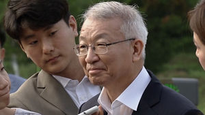 [영상] 양승태, 179일 만에 조건부 보석 석방&hellip;"성실히 재판 임할 것"