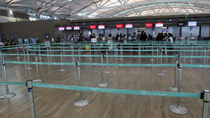 日 경제보복에 한일 지자체 교류 취소&middot;항공편 운항 중단 속출