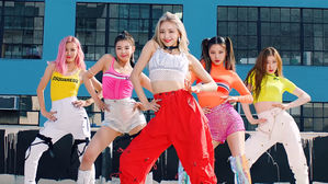 [SBS Star] VIDEO: ITZY Wows Everyone with an 'Icy' MV Teaser