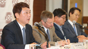 與 일본특위 "日 경제침략은 가미카제&hellip;올림픽 개최 자격 없다"