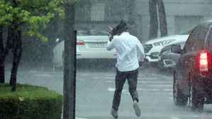 중부지방 최고 300㎜ 이상 장맛비&hellip;서울 등 호우특보