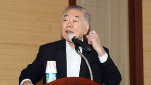 문정인 특보 "지금의 일본은 고압적이고 일방적"