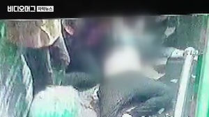 비명과 탈출, 혼돈에도&hellip;구조물 맨손으로 떠받쳐 구조