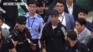 호날두 앞세워 표 팔고는 '결장'&hellip;"대국민 사기극" 분통