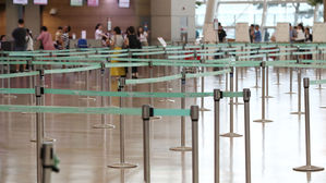 日 언론 "한일 지방 항공 노선 중단&hellip;서일본 경제 타격 우려"