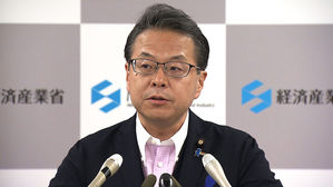 日 경제산업상, "美에 충분히 설명"&hellip;韓 불매운동엔 "부적절"