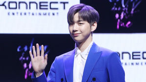 [SBS Star] Kang Daniel Rewrites K-pop Solo History