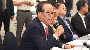 방일 관련 전문가 간담회에서 발언하는 서청원 한일 의회외교포럼회장 (사진=연합뉴스)