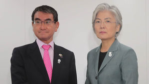 "日 외무상, '안보 목적 수출규제' 주장&hellip;한일 외교회담 평행선"