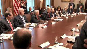 미, 한&middot;일 분쟁 중지 합의 검토 촉구&hellip;"양국 경제 부정적"