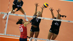 '김연경 37득점' 한국, 올림픽 세계예선서 캐나다에 3대 1 역전승