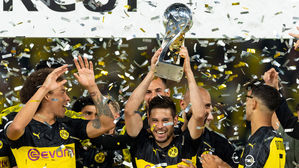 '산초 1골 1도움' 도르트문트, 뮌헨 꺾고 5년 만에 슈퍼컵 우승