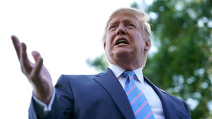 트럼프, 한일 갈등에 "매우 곤란한 입장&hellip;한국과 일본 잘 지내야"