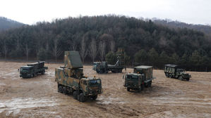 [취재파일] 北 신형 유도무기 잇단 등장…南 방어망 맹추격