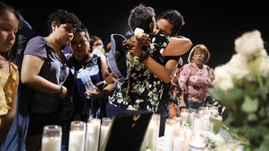 미 하원 공화 대표 "총기 난사는 비디오 게임 영향"