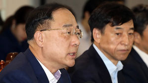 홍남기 "증시수급 안정책, 공매도 규제 등 가용수단 동원"