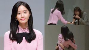 [SBS Star] Yoona Cracks up Everyone While Trying to Hug Her Fan Who Kept Backing Away