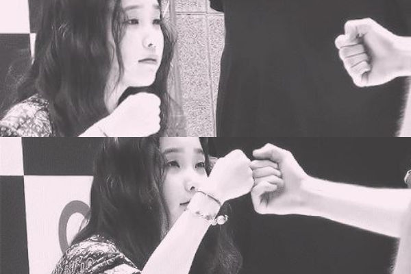 IU & IU's hands