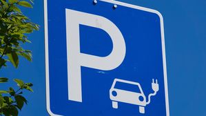 [인-잇] 전기차 구매 3년 차의 여름&hellip;"같이 타요!"