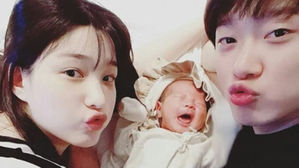 [SBS Star] FTISLAND Minhwan ♥ Yulhee Are Expecting Their Second Child!