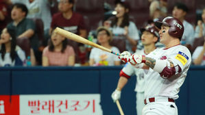 키움 박병호, 비거리 130ｍ짜리 솔로포&hellip;시즌 23호