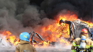 경기 화성시 재활용공장 큰불&hellip;'대응 2단계'