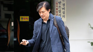 조국, 잇단 의혹에 주말 동안 청문회 대비&hellip;가족소송 등 경위 파악