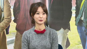 법원, '정유미 루머' 유포 방송작가들 벌금 300만 원 선고