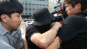 '日 여성 폭행' 한국남성 폭행혐의 입건&hellip;모욕혐의 수사