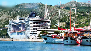 '오버 투어리즘'에 사고 속출&hellip;골머리 앓는 이탈리아