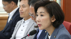 나경원 "'조국 게이트' 특검법 준비&hellip;논스톱 종합 비리"