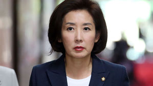 나경원 "피의자를 청문하는게 맞느냐&hellip;조국 청문회 계속할지 고민"