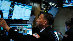 미국서 커지는 경기침체 경고음&hellip;"부자부터 지갑 닫는다"