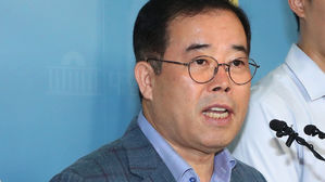 "아내도 관리 못 하는 사람"&hellip;과기장관 청문회서 성차별 논란